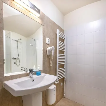 Giselle Buda Castle Hotell 4*
