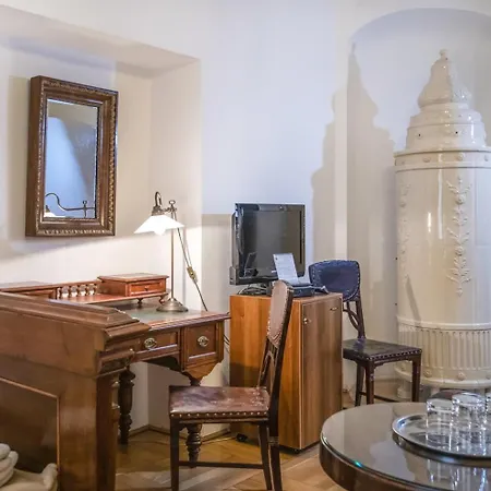 Giselle Buda Castle Oda ve Kahvaltı 4*