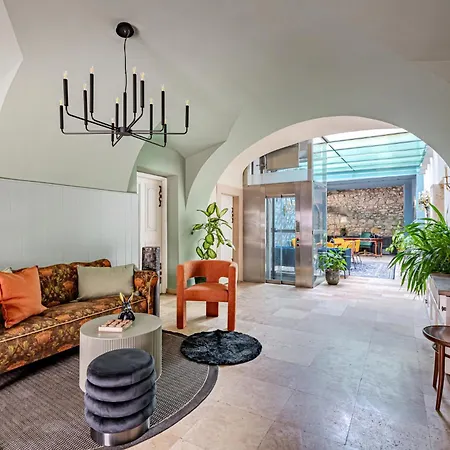 Bed & Breakfast Giselle Buda Castle