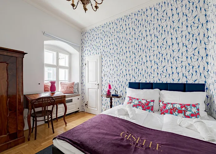 Giselle Buda Castle 酒店 4*