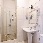Giselle Buda Castle Hotel 4*