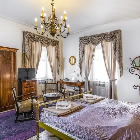 Academy Frühstückspension Budapest